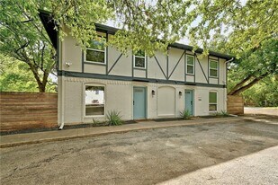 3511 Alpine Cir in Austin, TX - Building Photo