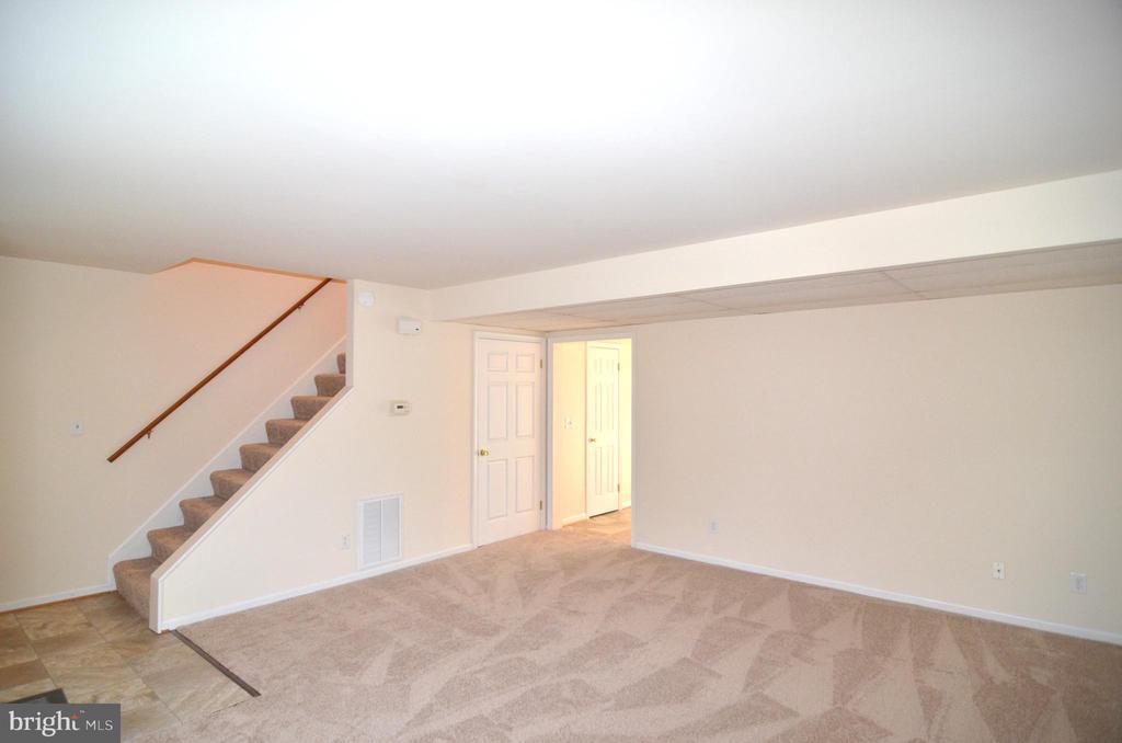 22114 Pegg Rd in Lexington Park, MD - Building Photo