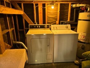 291 Crest Cir Dr in Lake Arrowhead, CA - Foto de edificio - Building Photo