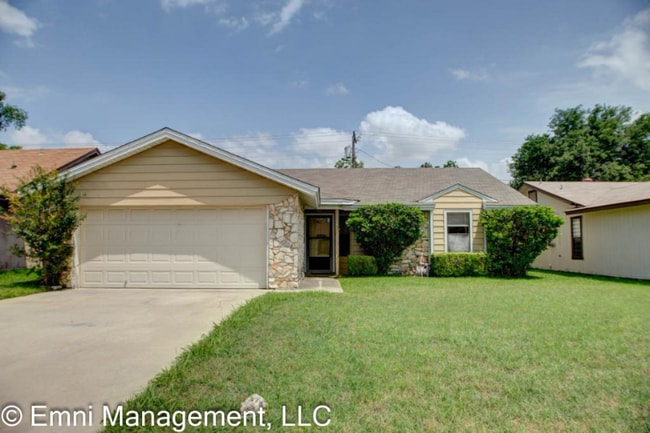property at 1408 Garnet Rd