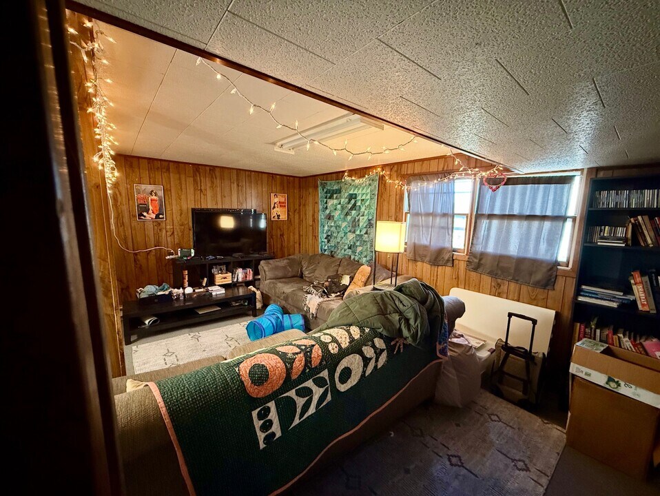 139 Honness Ln, Unit B in Ithaca, NY - Building Photo