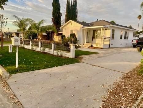 property at 3647 Elliotta Dr