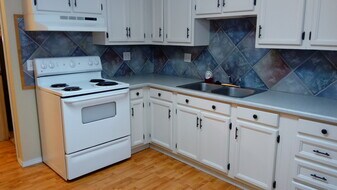 255 E Main St in Rexburg, ID - Building Photo