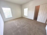 706 Eagle Pond Dr photo'