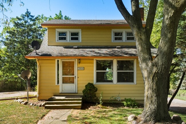 property at 2050 S Wagner Rd