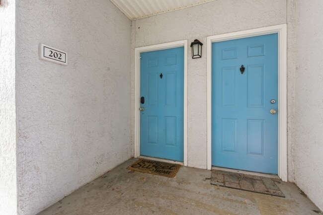 5507 Legacy Crescent Pl in Riverview, FL - Foto de edificio - Building Photo