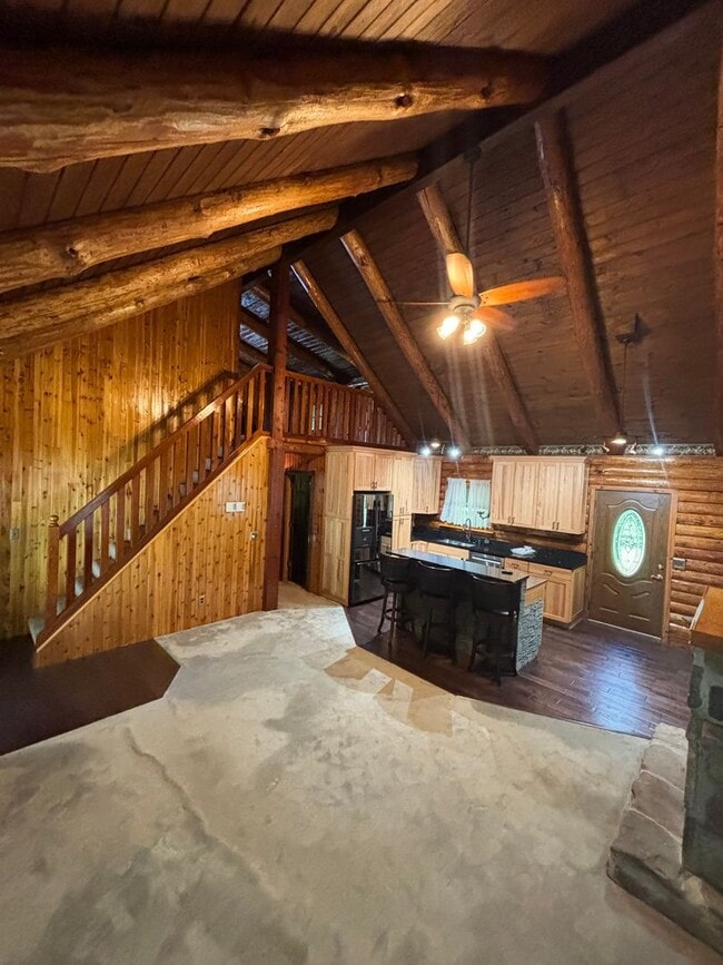 18650 Shaw Rd in Chagrin Falls, OH - Building Photo - Building Photo