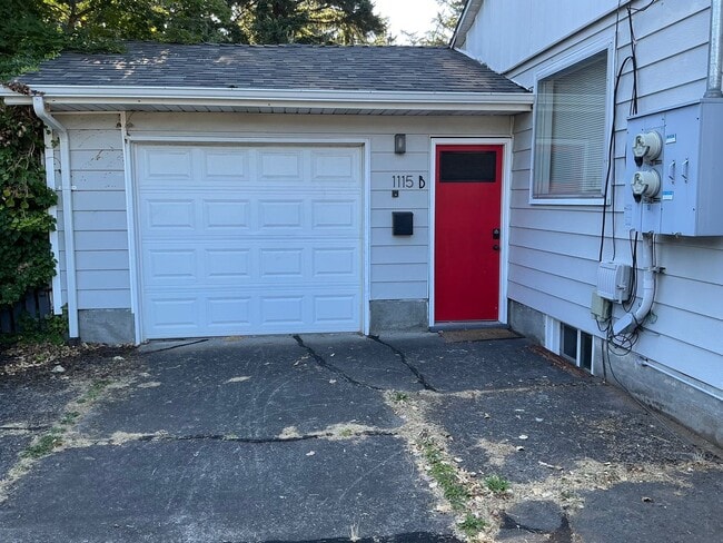 1115 NE 114th Ave in Portland, OR - Building Photo - Building Photo
