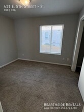 411 E 5th St in Greenville, NC - Foto de edificio - Building Photo