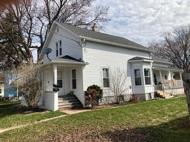 1038 Jefferson St, Unit 1038A Rear Unit