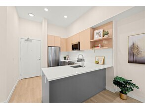 10777-10138 138 St in Surrey, BC - Building Photo - Building Photo