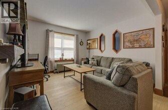 208 Ottawa Street S in Kitchener, ON - Building Photo - Building Photo