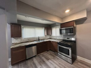 19966 Sorrento Ave in Detroit, MI - Building Photo - Building Photo