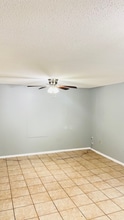 2707 Mt Laurel Dr in Gretna, LA - Foto de edificio - Building Photo