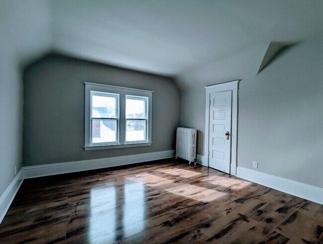 2509 Garfield Ave in Minneapolis, MN - Building Photo - Building Photo