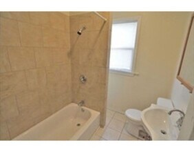 51 Stanwood St-Unit -3A in Boston, MA - Building Photo - Building Photo