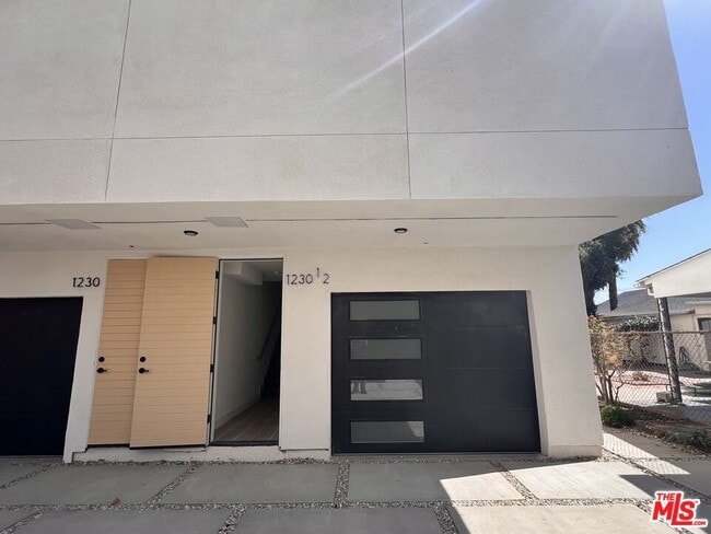 property at 1230 S Berendo St