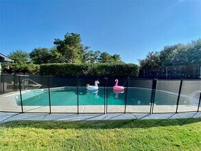 3127 Falkland Rd in Carrollton, TX - Building Photo - Building Photo