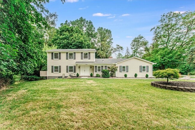 property at 21993 Riverview Dr