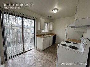 3481 Tripp Dr in Reno, NV - Building Photo - Building Photo