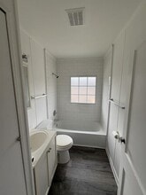 1206 Ashwood Rd in Charleston, WV - Building Photo - Building Photo