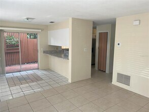 953 Monroe Ct in Apopka, FL - Building Photo - Building Photo