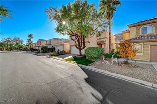 121 Standing Stone St in Las Vegas, NV - Foto de edificio - Building Photo