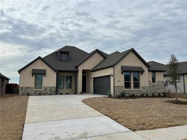 127 Bowling Grn Ave. in Red Oak, TX - Building Photo - Building Photo