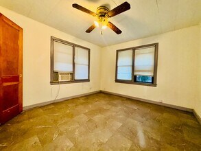 1601 Redwood Ave in McAllen, TX - Building Photo - Building Photo