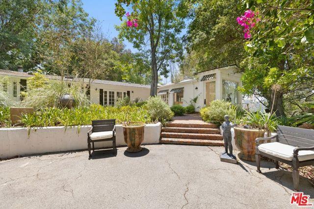 property at 9609 Oak Pass Rd