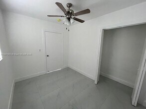 14425-1442 Booker T Washington Blvd in Miami, FL - Foto de edificio - Building Photo