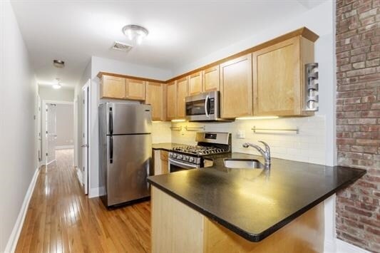 231 3rd St in Jersey City, NJ - Building Photo