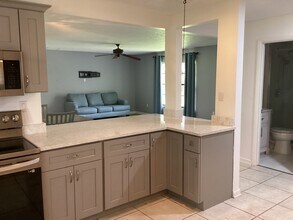 6211 Singletree Trail in Sarasota, FL - Building Photo - Building Photo