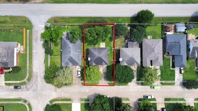 2707 Blue Mist Dr in Sugar Land, TX - Foto de edificio - Building Photo