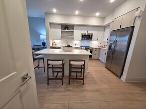 15756 SW 90th Ter, Unit A3 in Miami, FL - Building Photo - Building Photo
