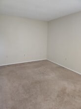 895 Dupont St NE in Palm Bay, FL - Building Photo - Building Photo