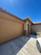 3114 S Sunrise in Mesa, AZ - Foto de edificio - Building Photo
