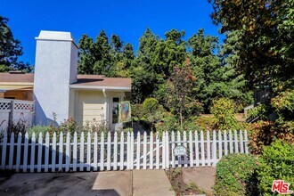 104 Windjammer in Irvine, CA - Building Photo - Building Photo