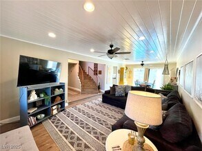 2246 Windsor Dr in Henderson, NV - Building Photo - Building Photo