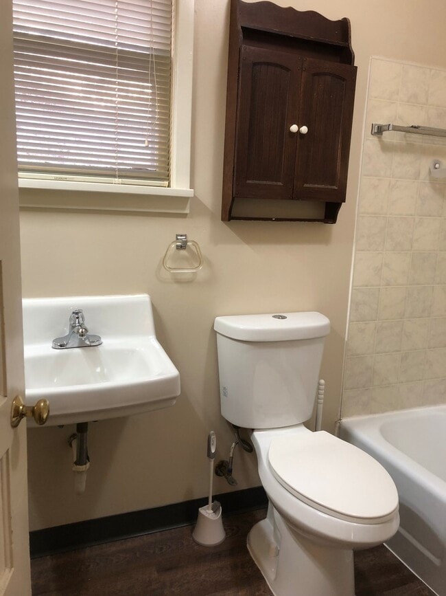 property at 419 Hunter St