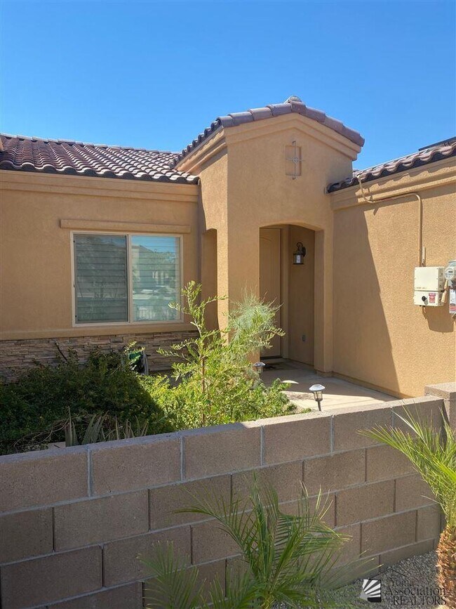 2748 S Evenfall Dr in Yuma, AZ - Building Photo - Building Photo