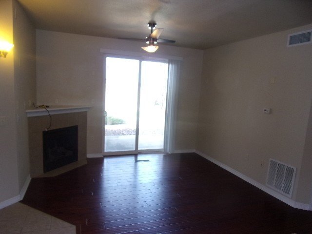 7292 S Blackhawk St in Englewood, CO - Foto de edificio - Building Photo