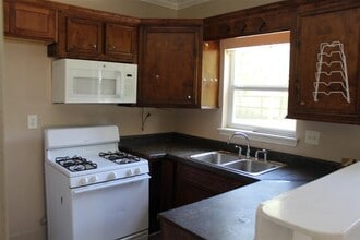 23923 S Wildwood Dr in Porter, TX - Building Photo - Building Photo