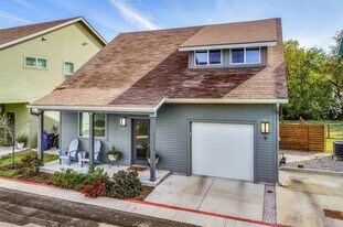 5616 S 1st St in Austin, TX - Building Photo