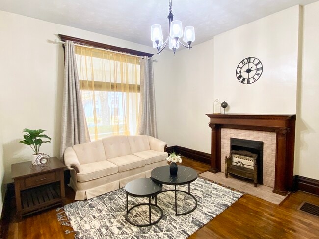 property at 1374 Neil Ave