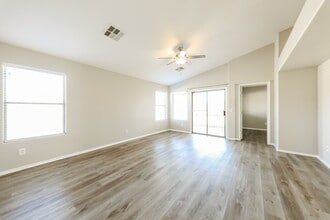 2201 S 84th Ave in Tolleson, AZ - Building Photo - Building Photo