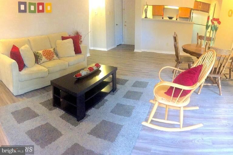 1504 Lincoln Way-Unit -201 in McLean, VA - Building Photo