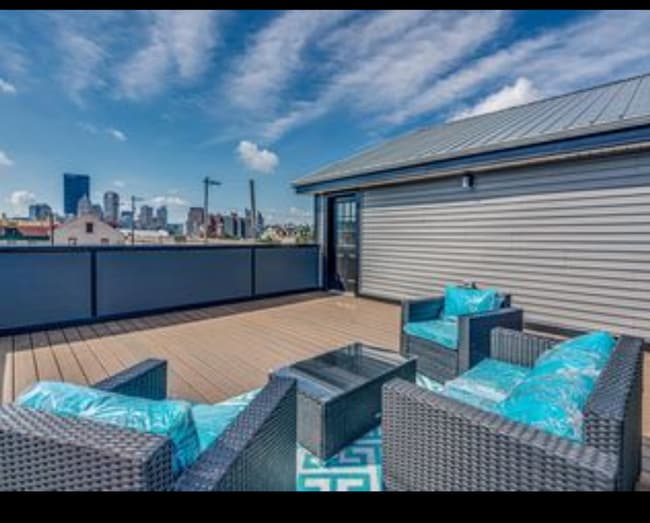 property at 900 Madison Ave