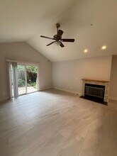 1245 Honeybrook Pl in Rohnert Park, CA - Building Photo - Building Photo