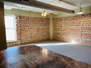 311 N 8th St in Lincoln, NE - Building Photo - Building Photo